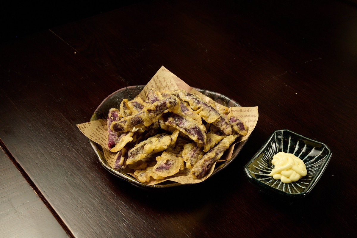 Premium assorted nigiri with aburi torched finish at Showa Era Izakaya